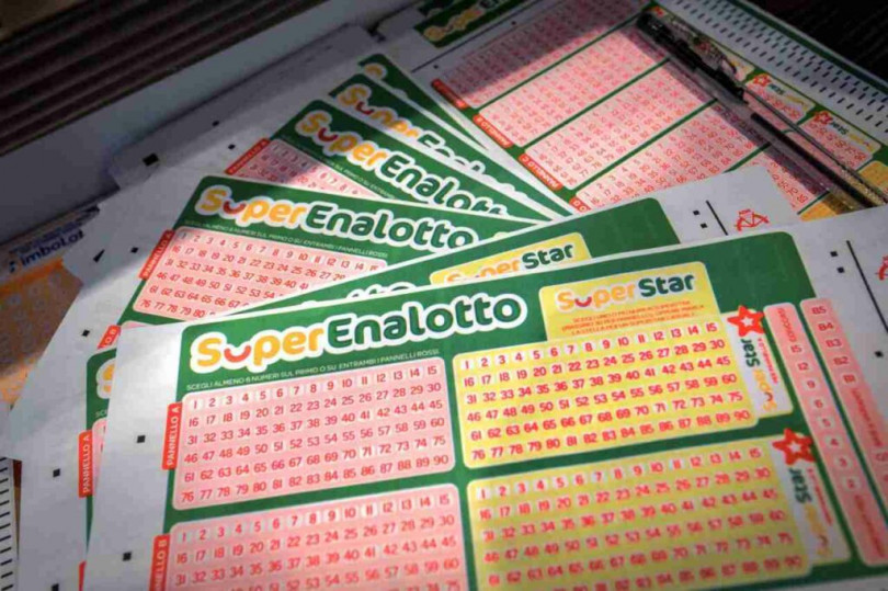 Il SuperEnalotto fa tappa a Casale: centrato un “5” da 17 mila euro