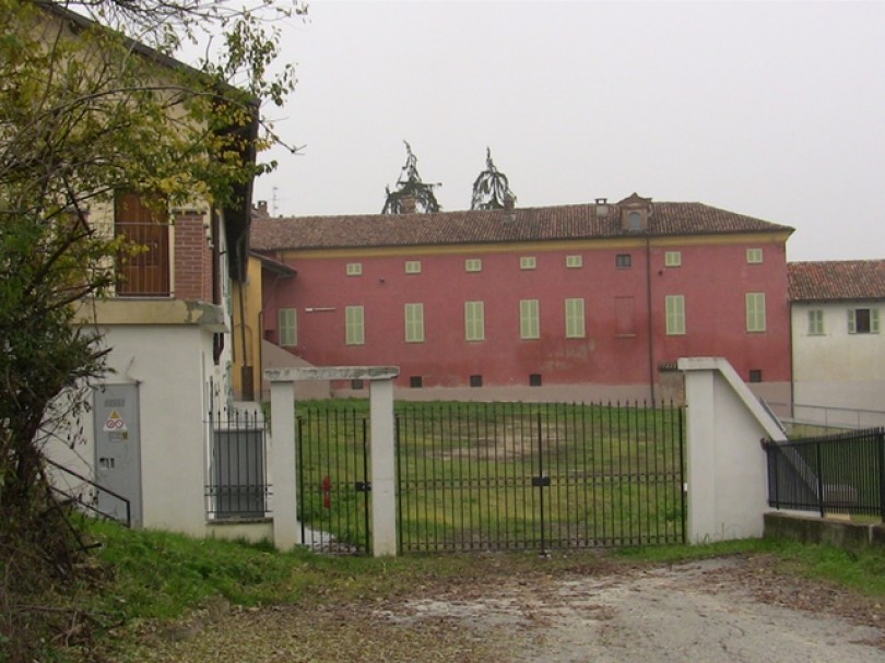 La Provincia riprova a vendere La Mercantile di Castagnole Monferrato
