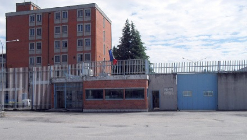 Incubo in carcere a Vercelli per le folli intemperanze di un detenuto ubriaco