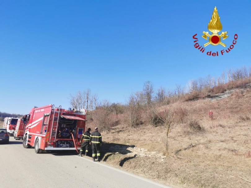 Due vasti incendi a Viarigi