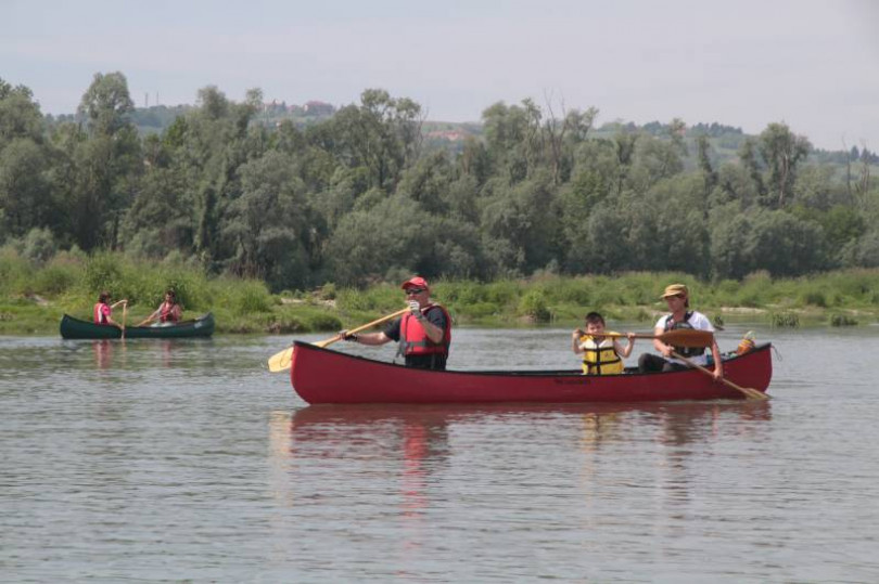 Il Monferrato > Con le canoe canadesi sul grande fiume l'iniziativa