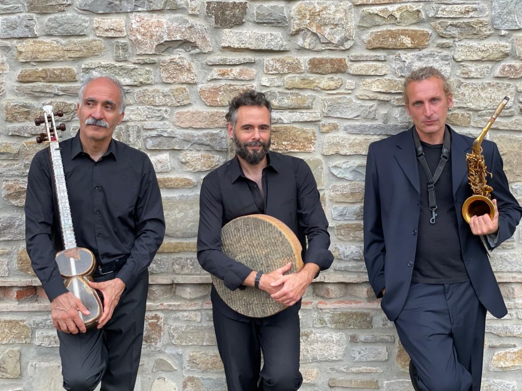 Musiche caucasiche e contrabbasso