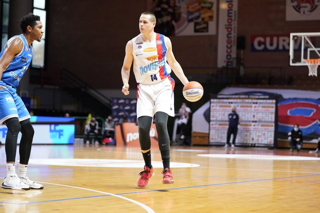 Con una grande rimonta l’Urania batte la JBM al PalaLido: 81-77