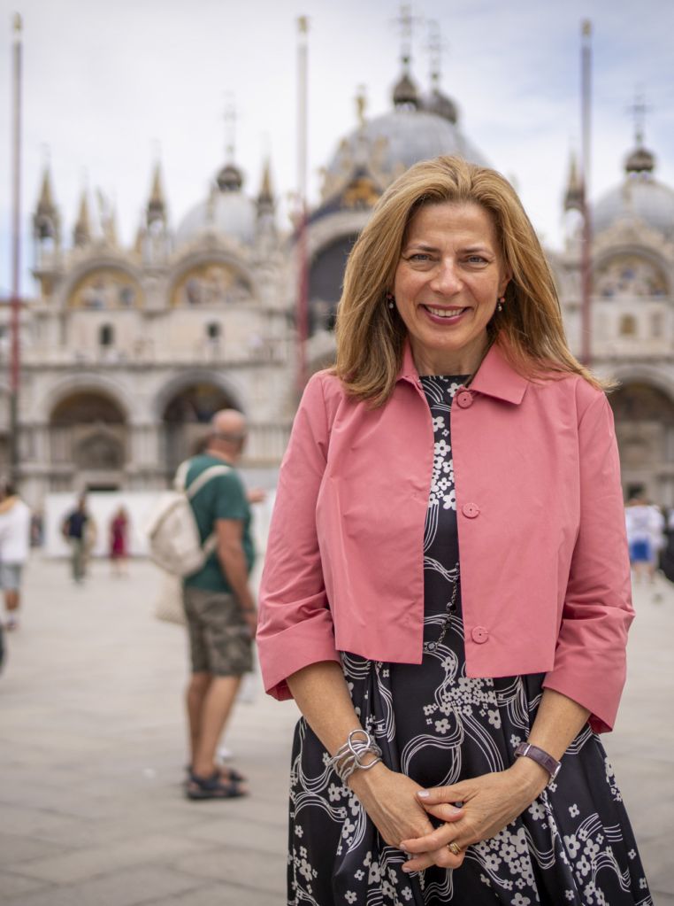 “Aggiustare l’universo”