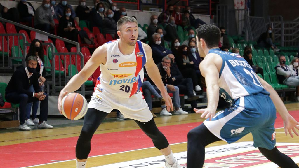 La Novipiù mette sotto anche Treviglio: 88-85. E’ la quinta vittoria di fila