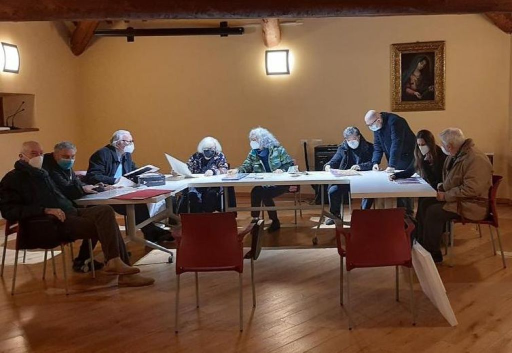 Diocesi: gadget e arte contemporanea