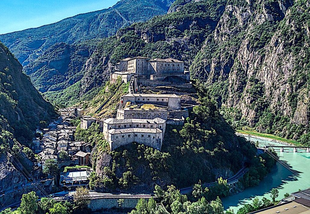 Bard: aperto a Pasqua e Pasquetta