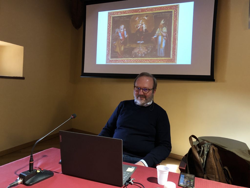 Le cappe indossate dai confratelli....