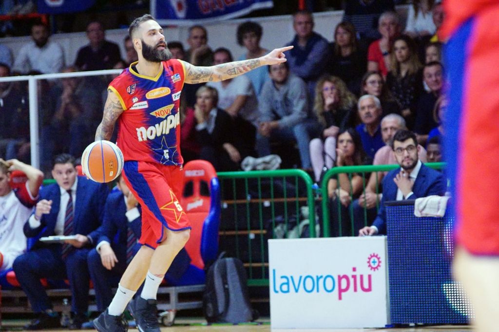 Ancora un passivo pesante per la JC dopo 20’ di gioco; al PalaMangano Scafati è avanti 45-24