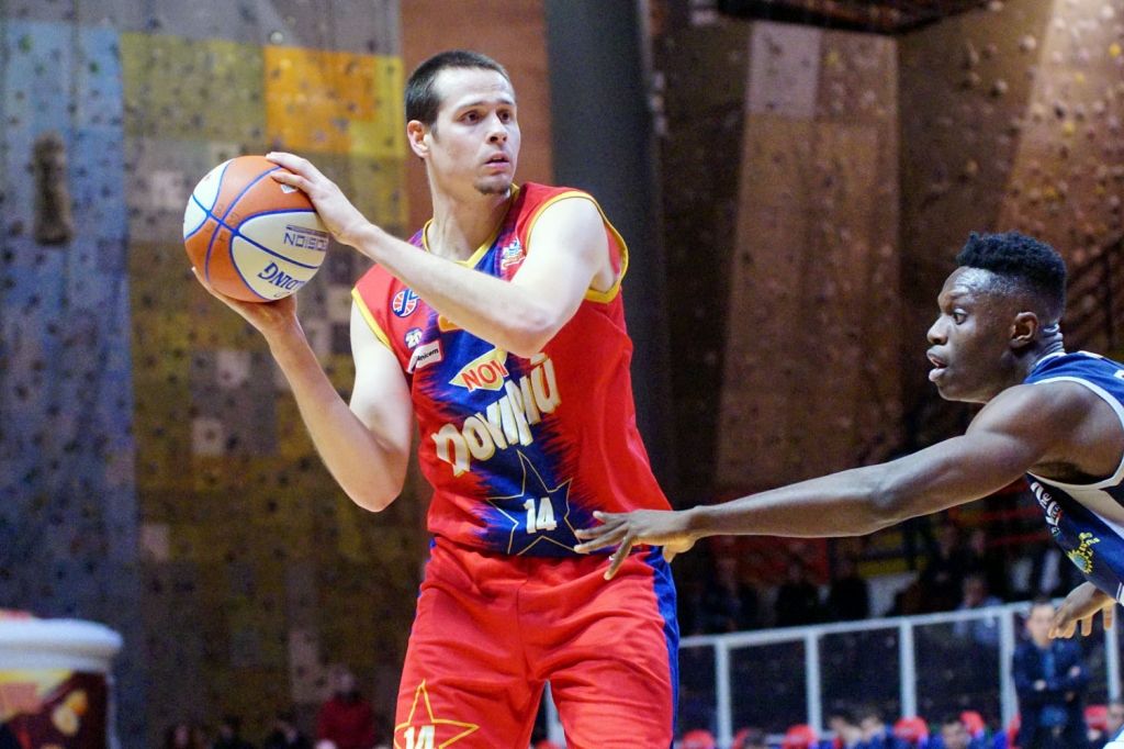 Un solo punto divide la Novipiù e Tortona dopo i primi 20’ del derby della Provincia: 39-38 il parziale