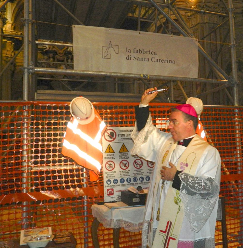 S. Caterina: benedetto il cantiere