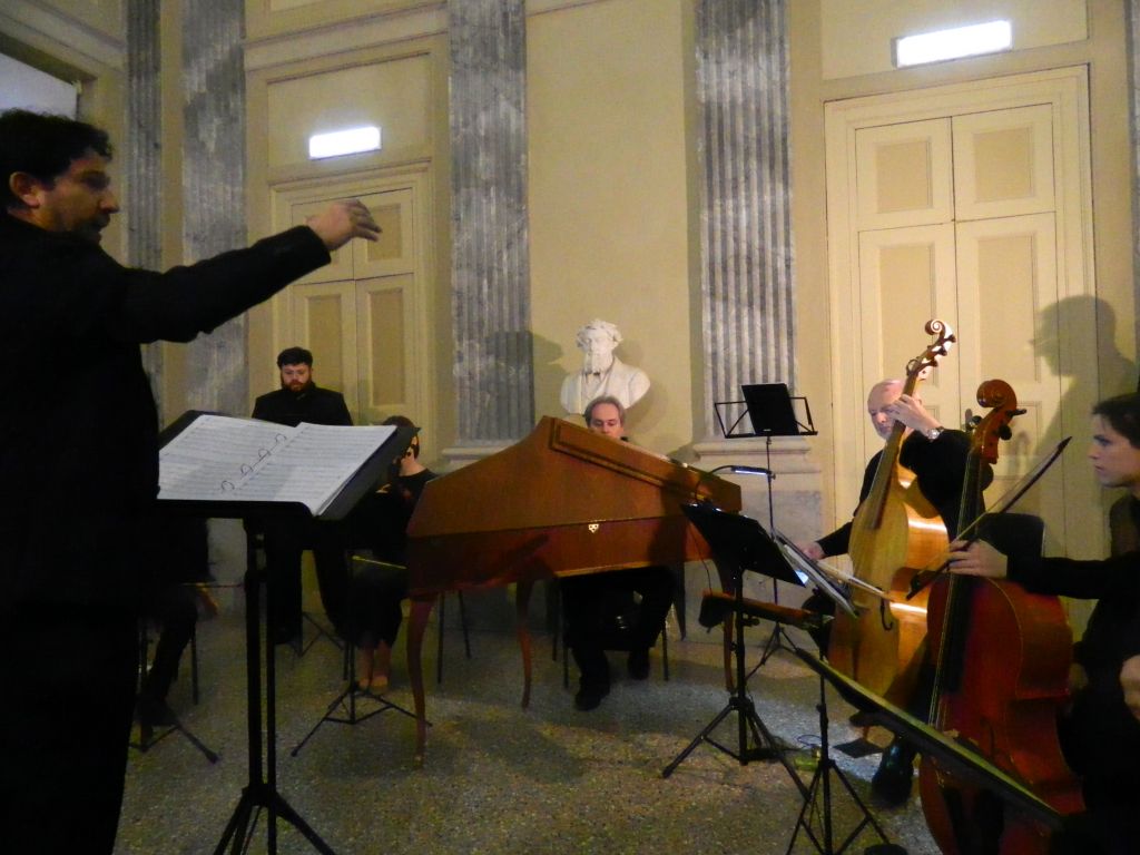 Tutto esaurito  al Vitoli