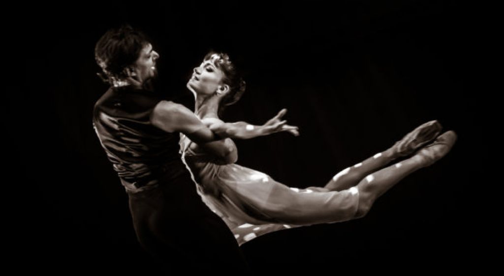 Elisa Cipriani a “Il Regno Capovolto”