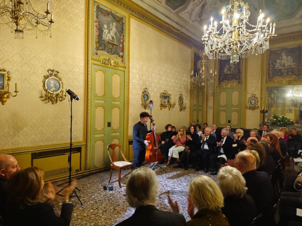 Un “unconventional” cello