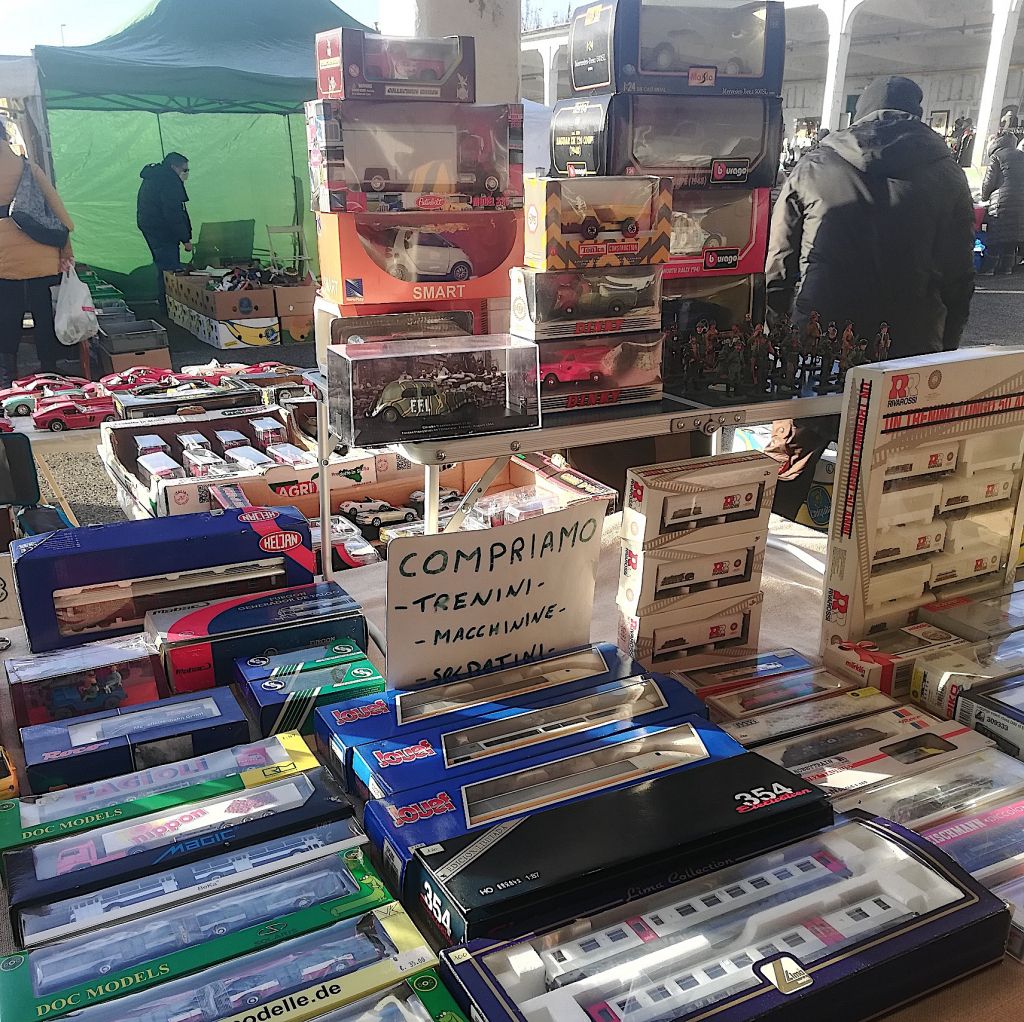 In novemila al Mercatino
