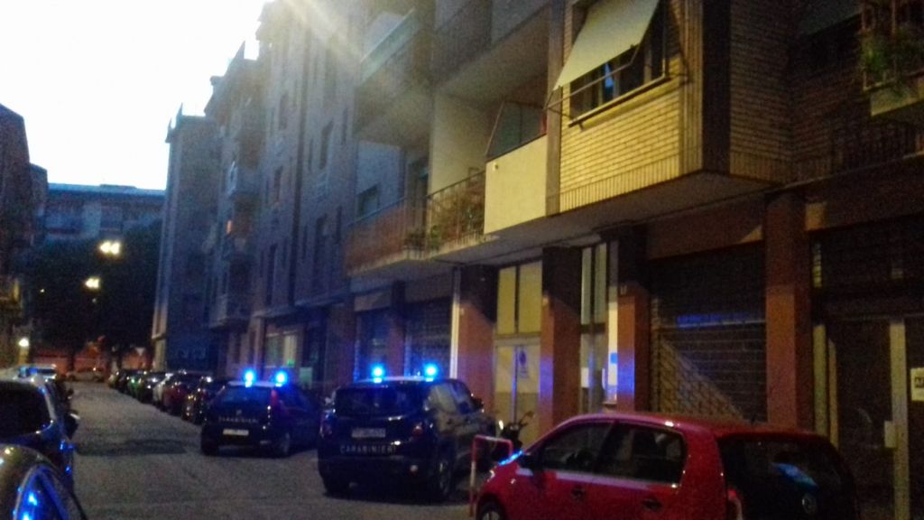 Trovato morto in casa. Intervento dei Vigili del Fuoco e dei Carabinieri