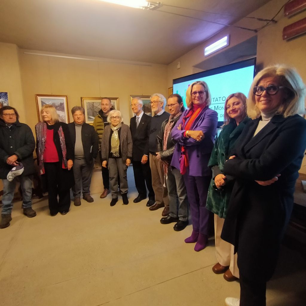 Inaugurazione portabottiglie d’artista