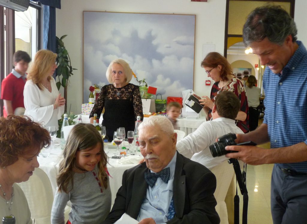 L’ex tipografo Comazzi ha festeggiato i 95 anni nella sua Trino