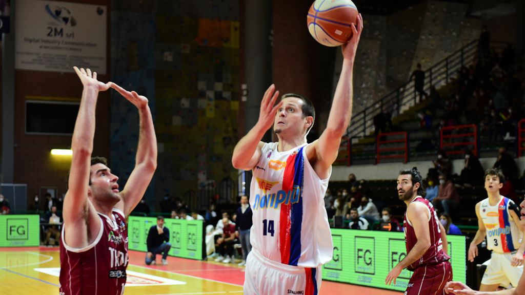 A Chieti Novipiù in svantaggio di un punto (34-33) contro Scafati dopo il primo tempo