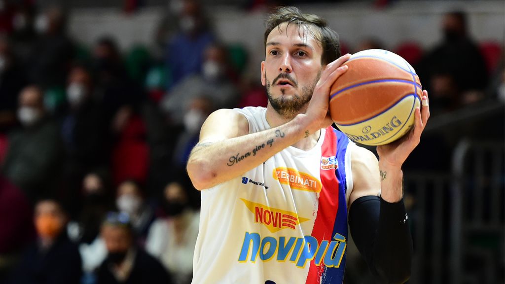 La tripla sulla sirena di Valentini regala il vantaggio alla Novipiù all’intervallo del match contro Piacenza