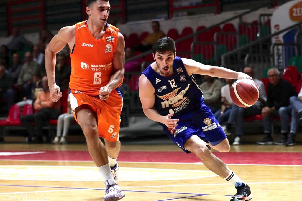 Una caparbia Novipiù lotta fino alla fine, ma è sconfitta a Piacenza 65-61