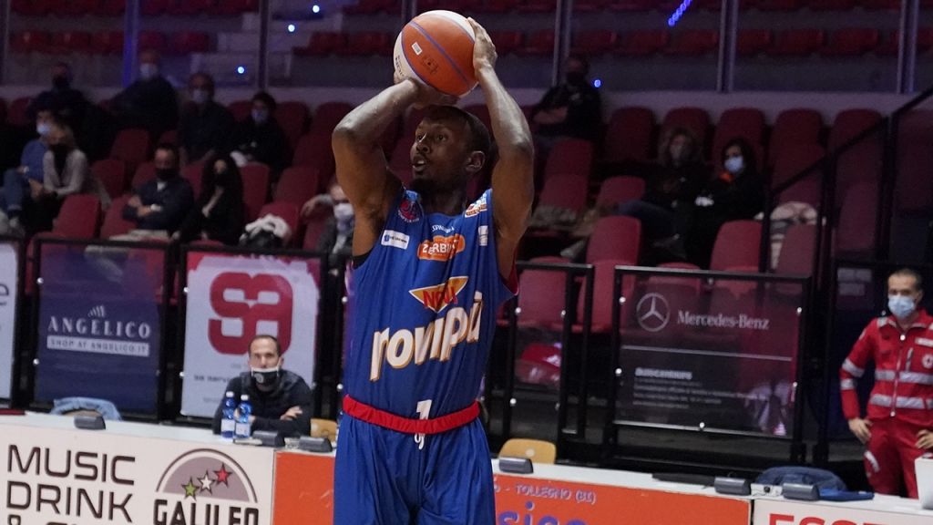 La Novipiù si impone contro la “corazzata” Udine: 66-79 il finale al PalaCarnera