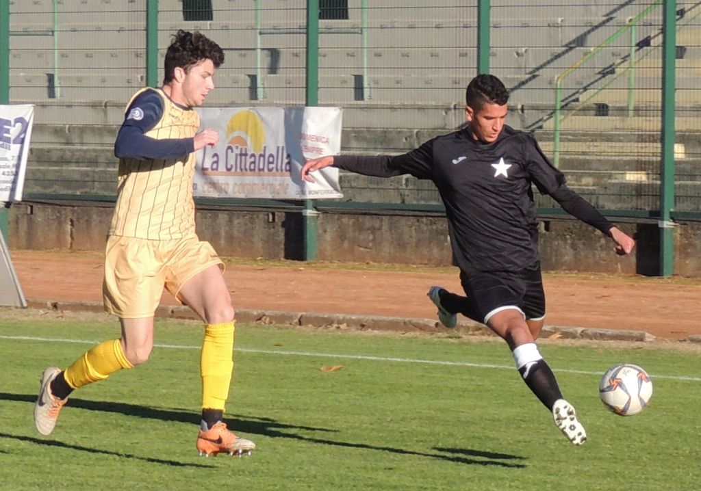 Oggi si gioca Arconatese-Casale (ore 15): i neri non possono più sbagliare