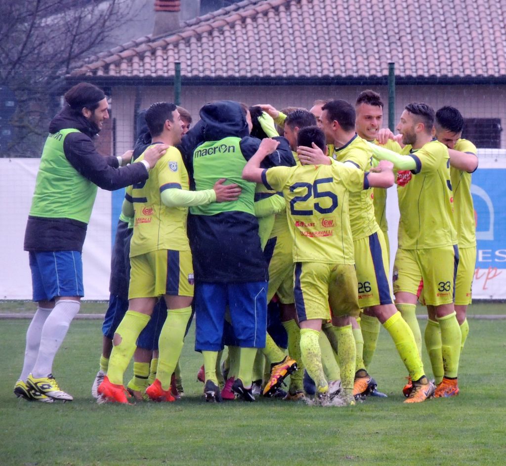 Risultato finale: Varesina-Casale 3-1