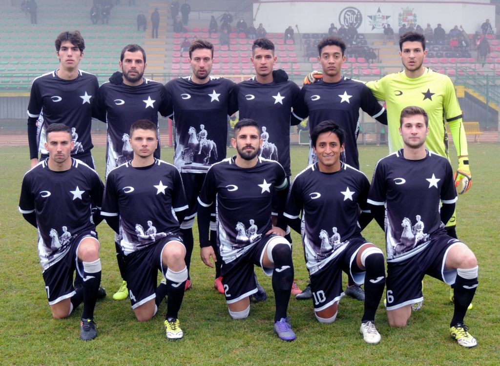 È un mercoledì calcistico, si gioca Varese-Casale