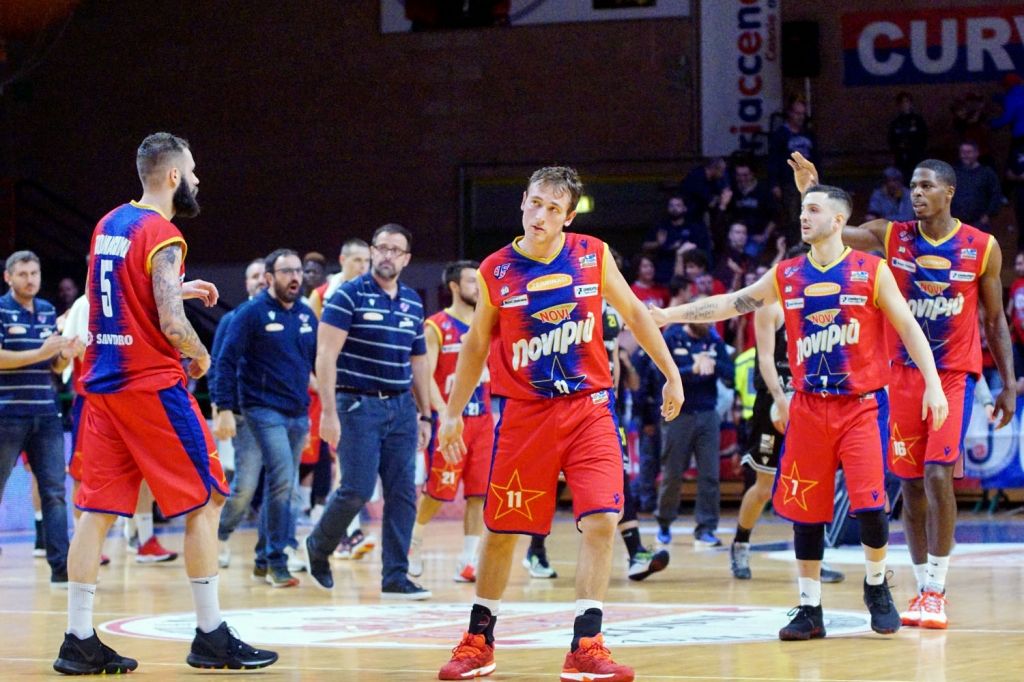Basket, la Junior vince contro Bergamo dopo un supplementare, 78/74