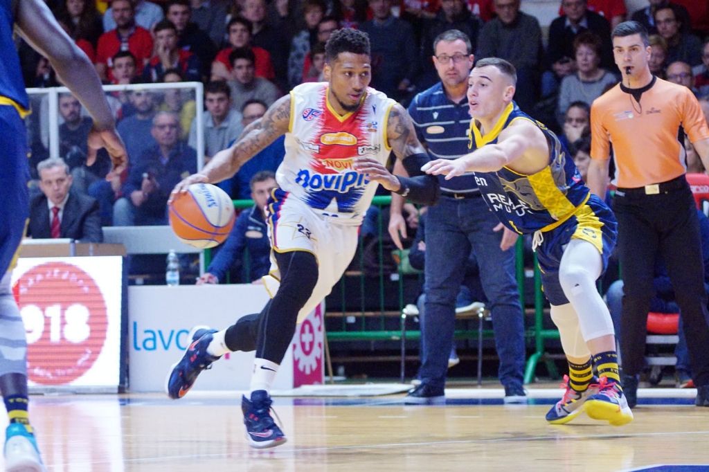 Torino vince il derby (63-85). Seconda sconfitta consecutiva in casa per la Novipiù
