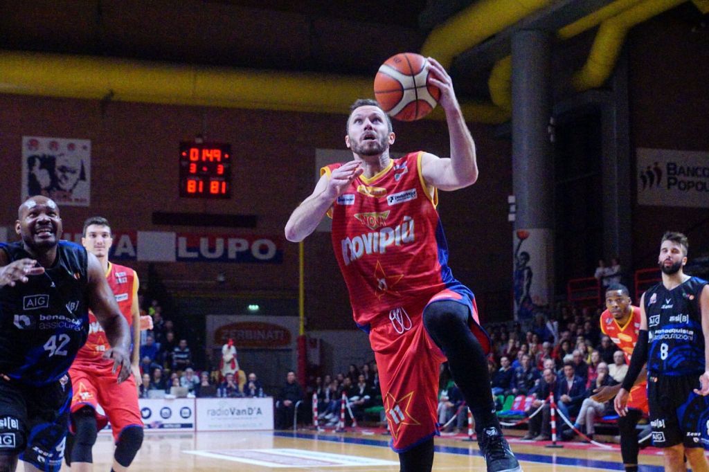 La Novipiù supera nettamente Scafati 95-74