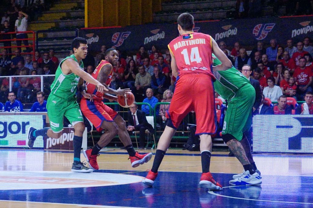 Buona la prima! La Novipiù vince contro Siena 76-66