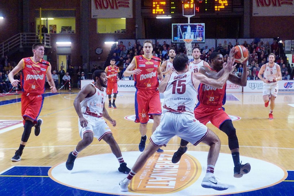 La capolista Novipiù cade a Trapani: 88-74