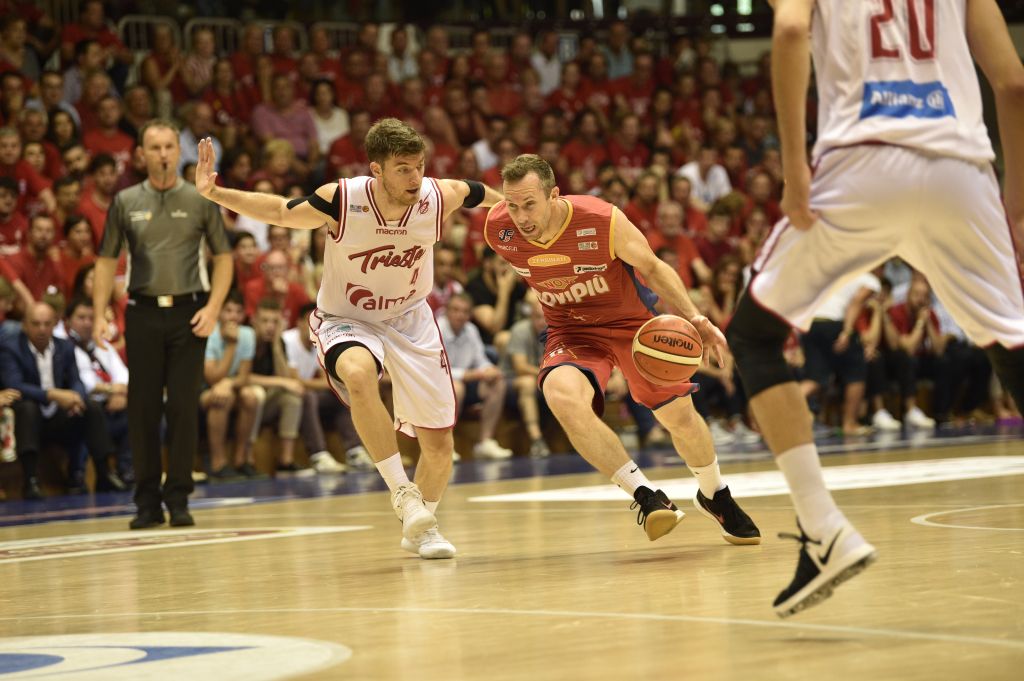 Play-off gara-2: all'intervallo di metà match Trieste è in vantaggio sulla Novipiù 35-28