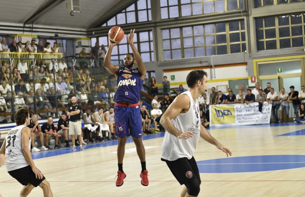 La Novipiu' vince il derby con Tortona (67-63) e si aggiudica il 