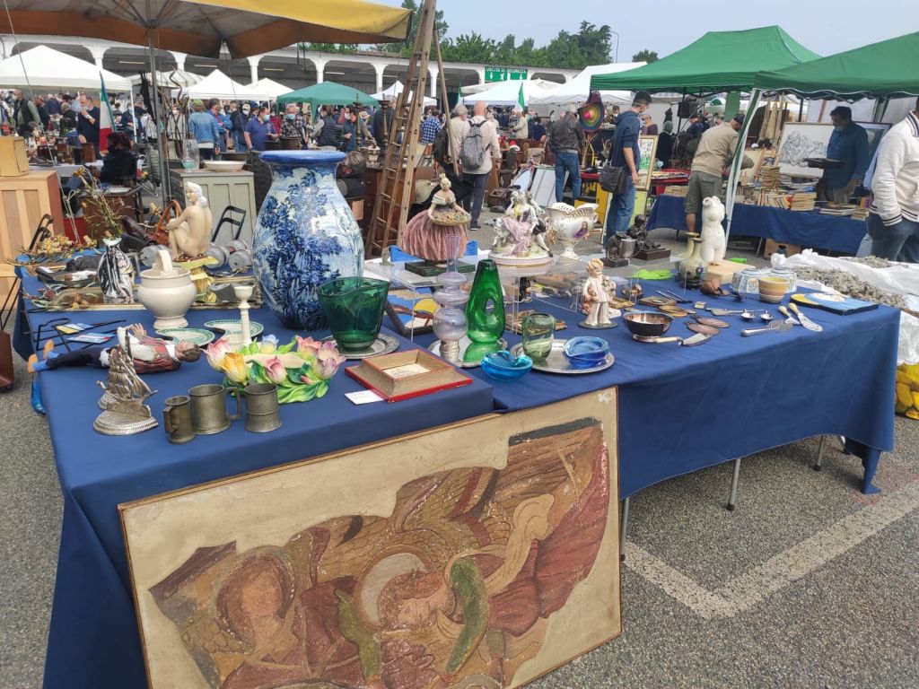 Mercatino ad agosto