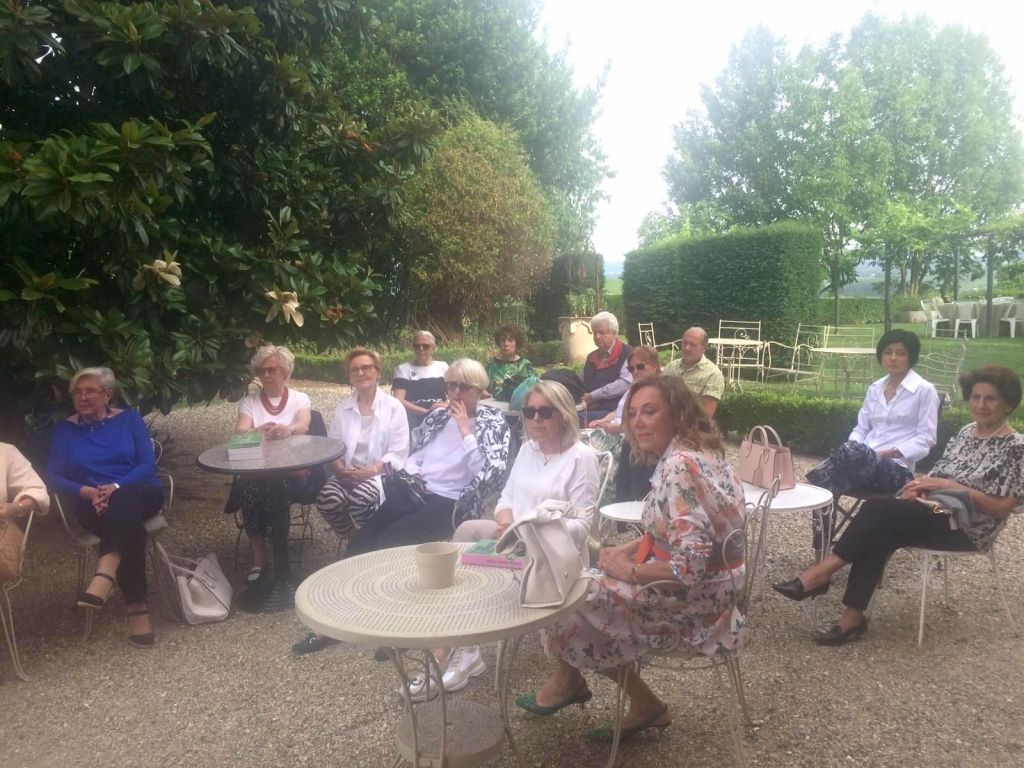 Orticola: Nicoletta Campanella con le  “Grandi Giardiniere”