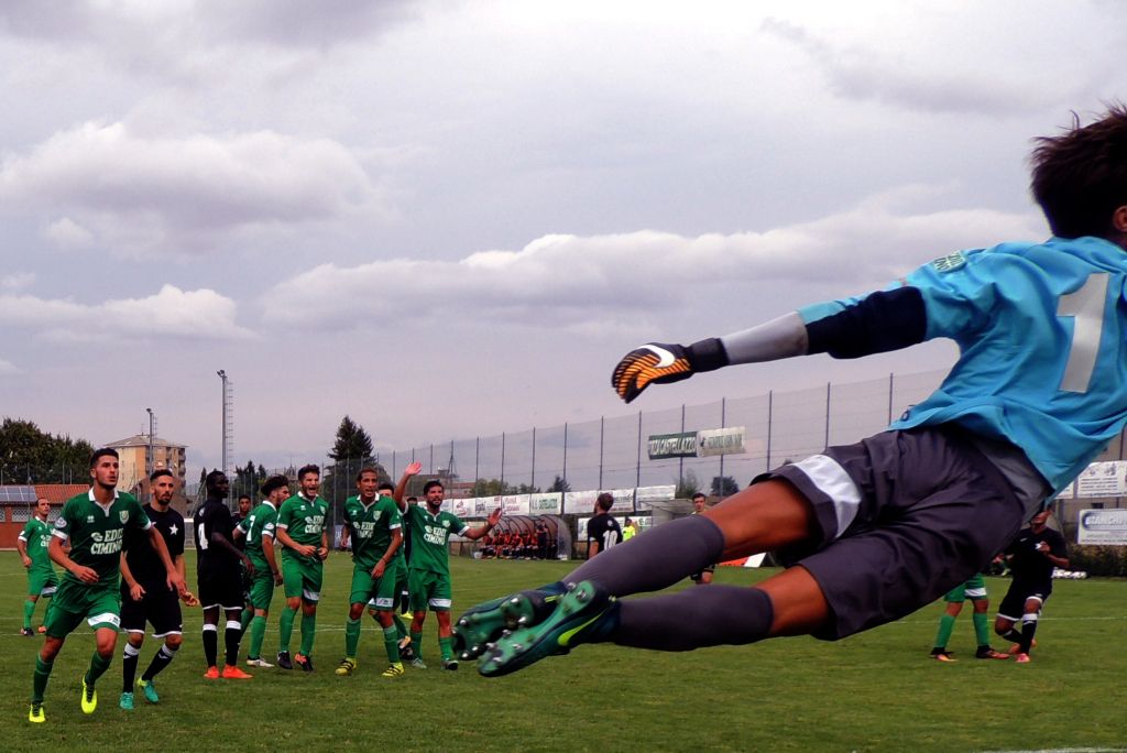 Oggi, nebbia permettendo, in Serie D si gioca la sfida salvezza Casale-Castellazzo