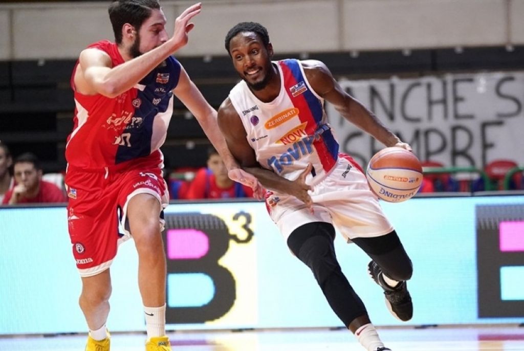 Al PalaLido la JBM chiude avanti il primo tempo: 31-39