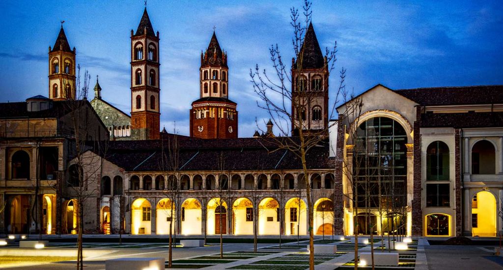 Vercellae Hospitales.